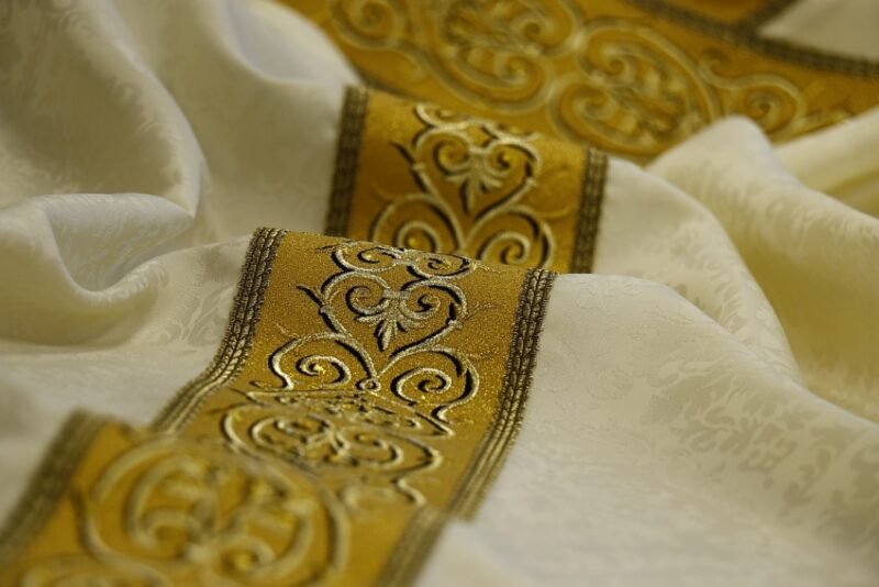 Cream Embroidered Chasuble W70954