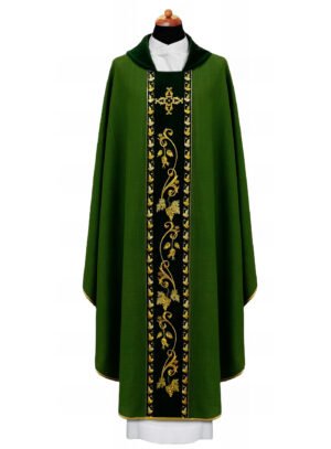 Green Chasuble GE2117