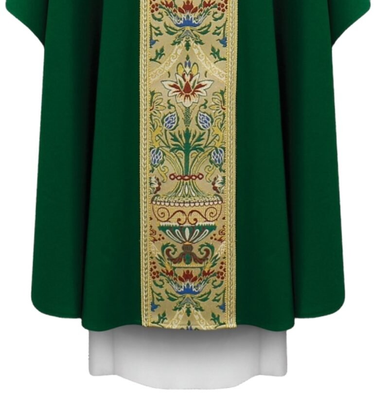 Green Chasuble GE21182