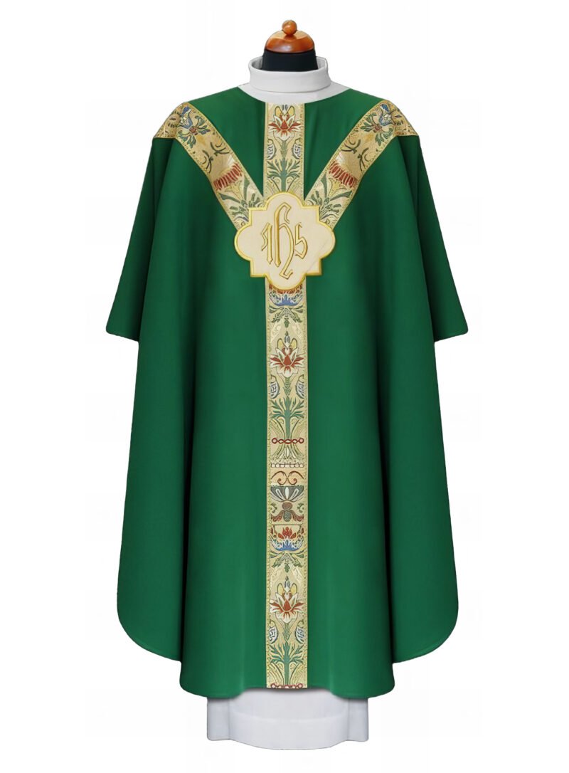 Green Chasuble GE2120