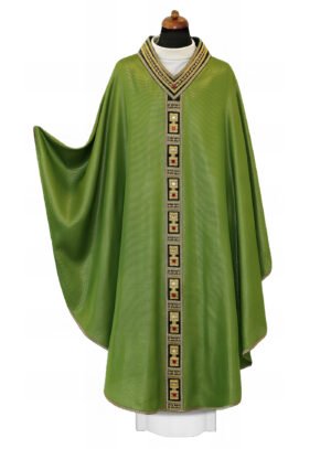 Green Chasuble GE2147