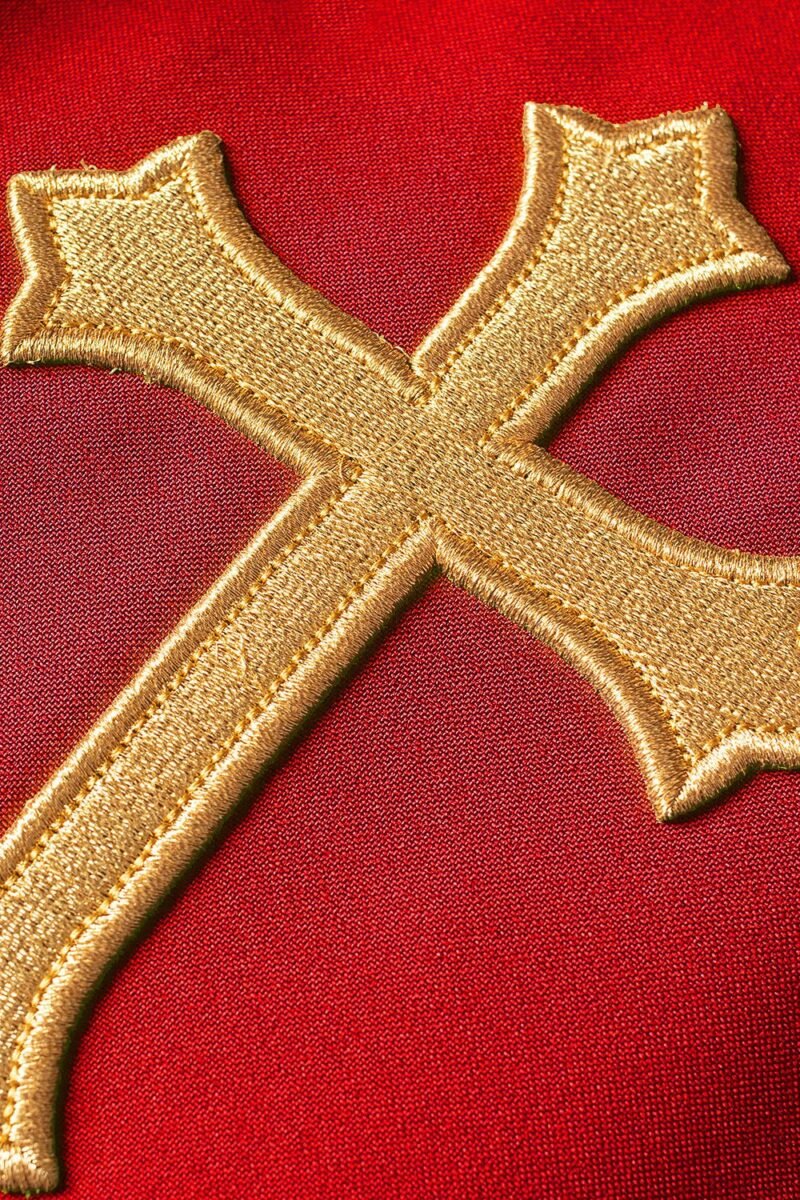 Red Chasuble AU30122