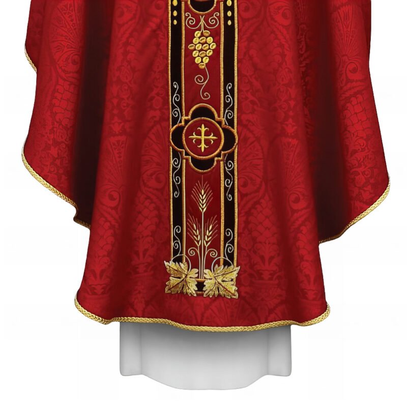 Red Chasuble AU31092