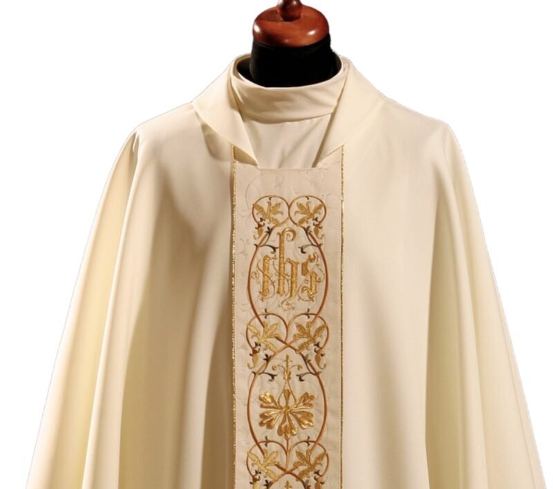 White Embroidered Chasuble W70171