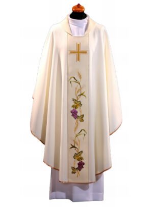 White Embroidered Chasuble W7019