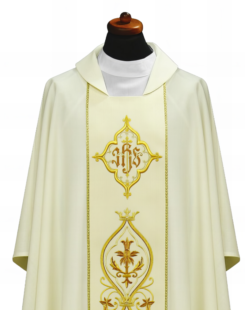 White Embroidered Chasuble W70241