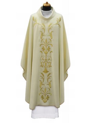 White Embroidered Chasuble W7028