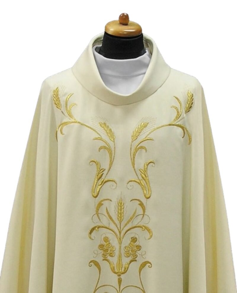 White Embroidered Chasuble W70281