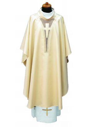 White Embroidered Chasuble W7033