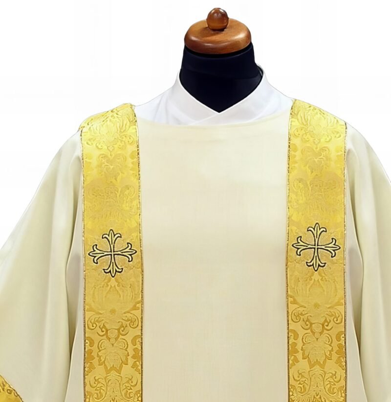 Dalmatic Liturgical Vestment Tradition D-73022