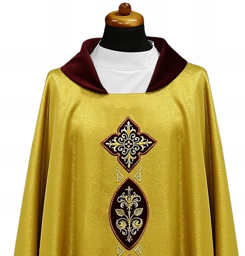 Golden Embroidered Chasuble GY090051
