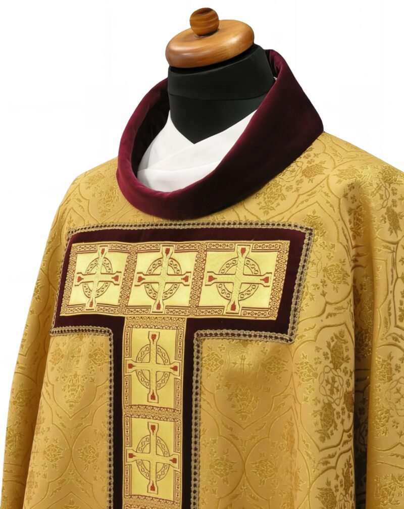 Golden Embroidered Chasuble GY090072