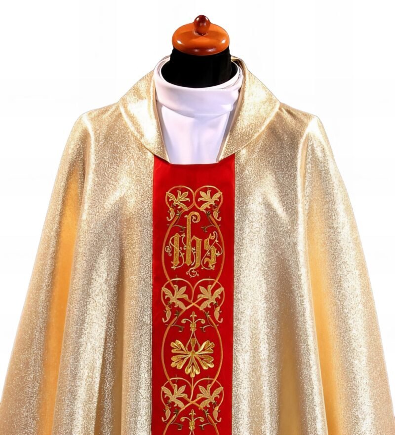 Golden Embroidered Chasuble GY090091