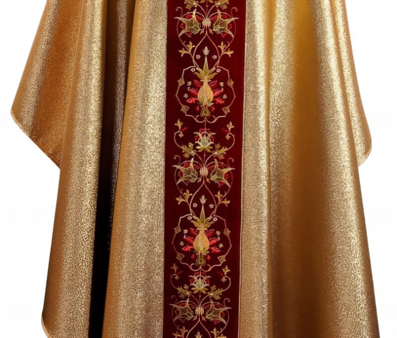 Golden Embroidered Chasuble GY090112