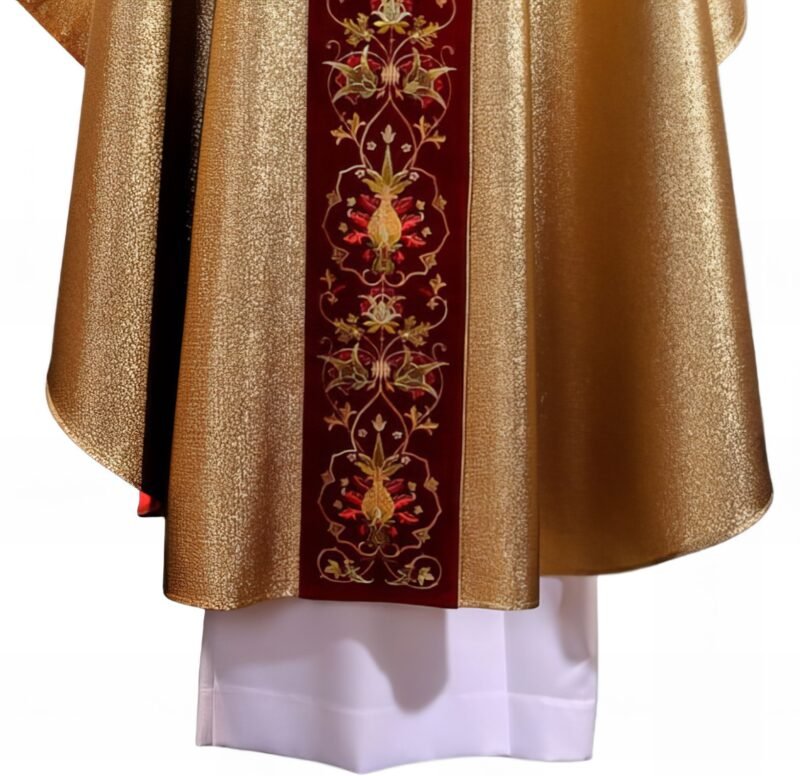 Golden Embroidered Chasuble GY090113