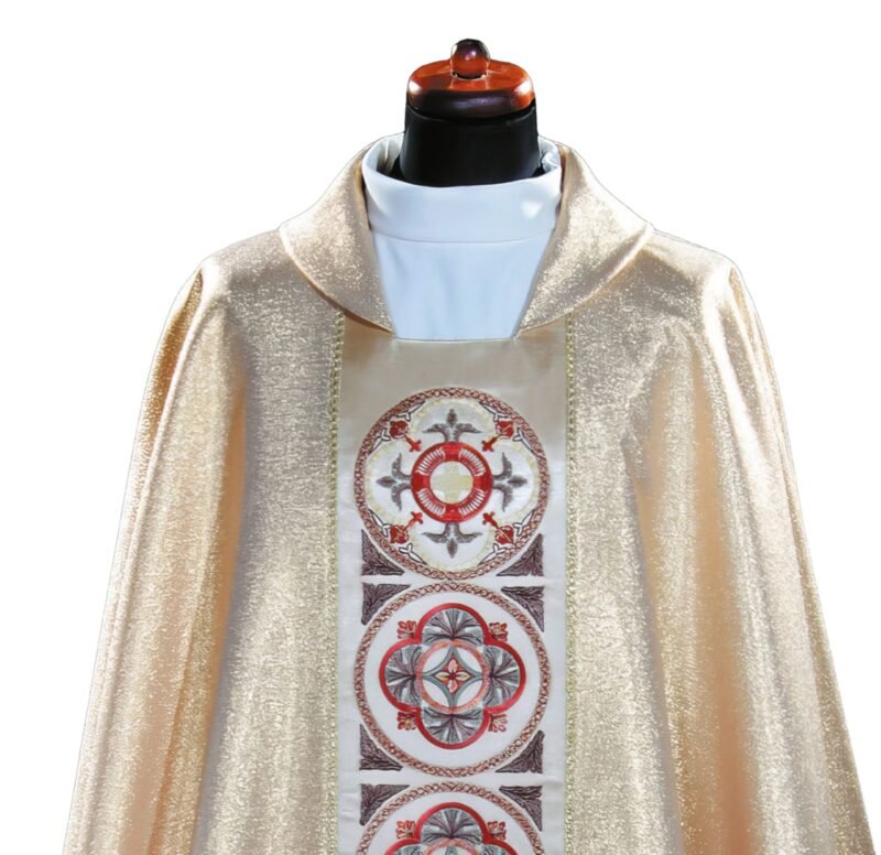 Golden Embroidered Chasuble GY090171