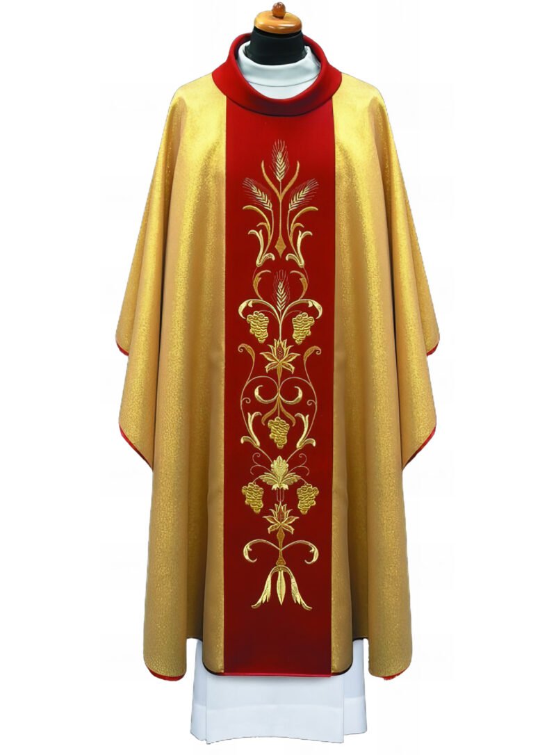 Golden Embroidered Chasuble GY09018