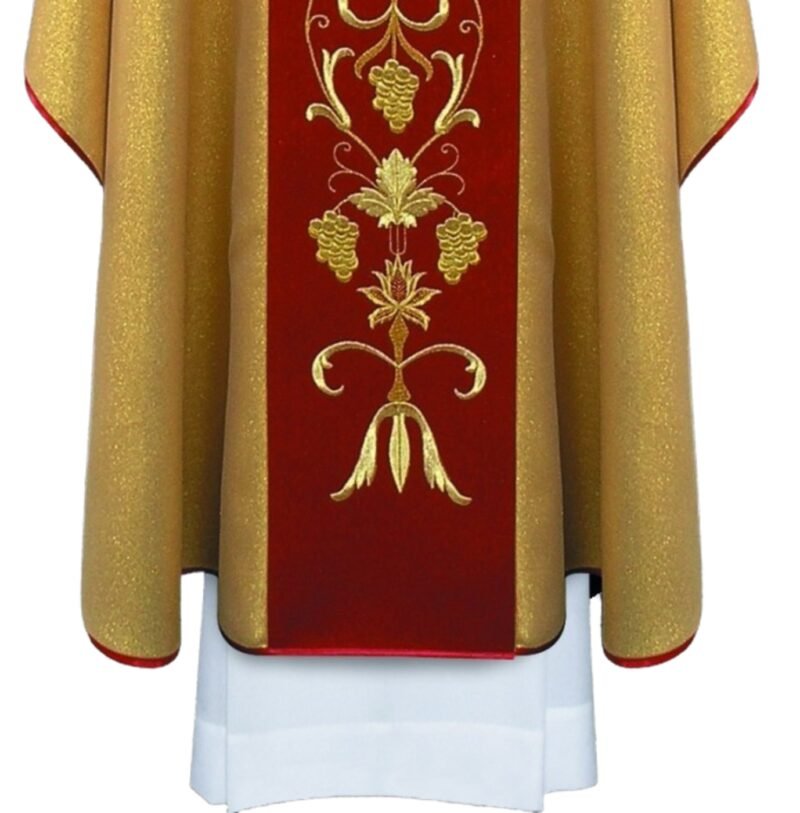 Golden Embroidered Chasuble GY090182
