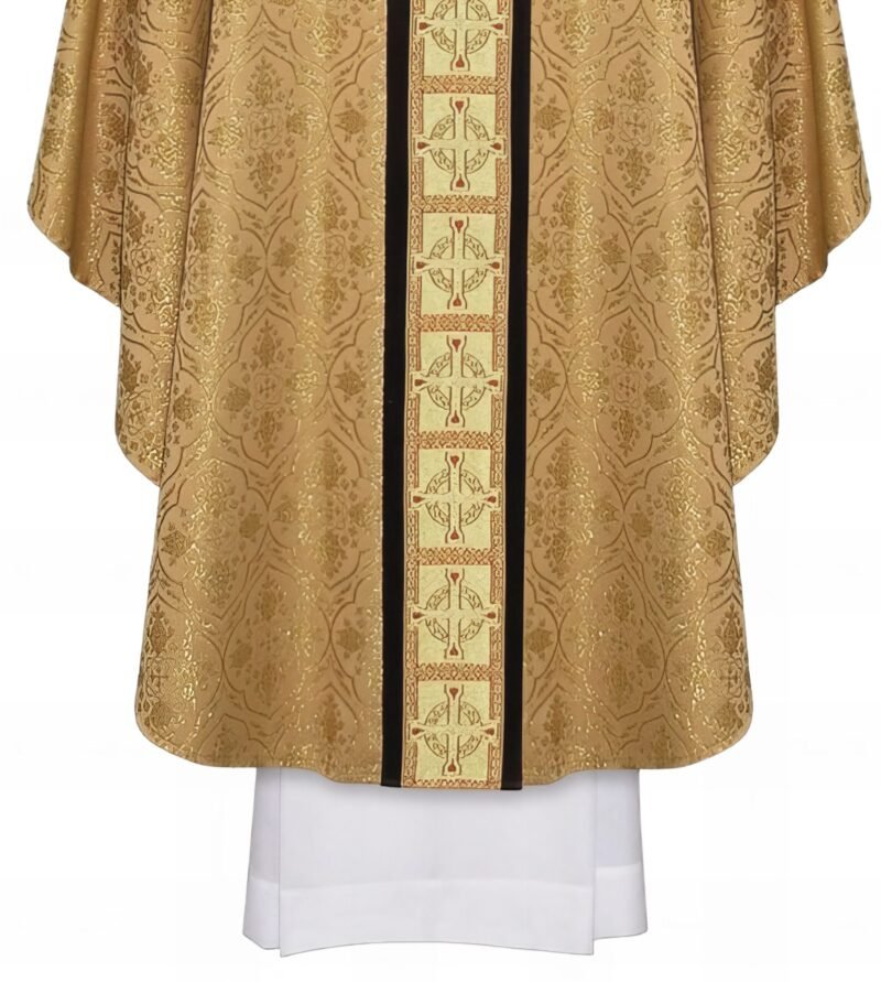 Golden Embroidered Chasuble GY090192