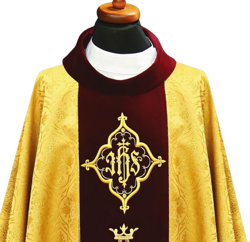 Golden Embroidered Chasuble GY090221