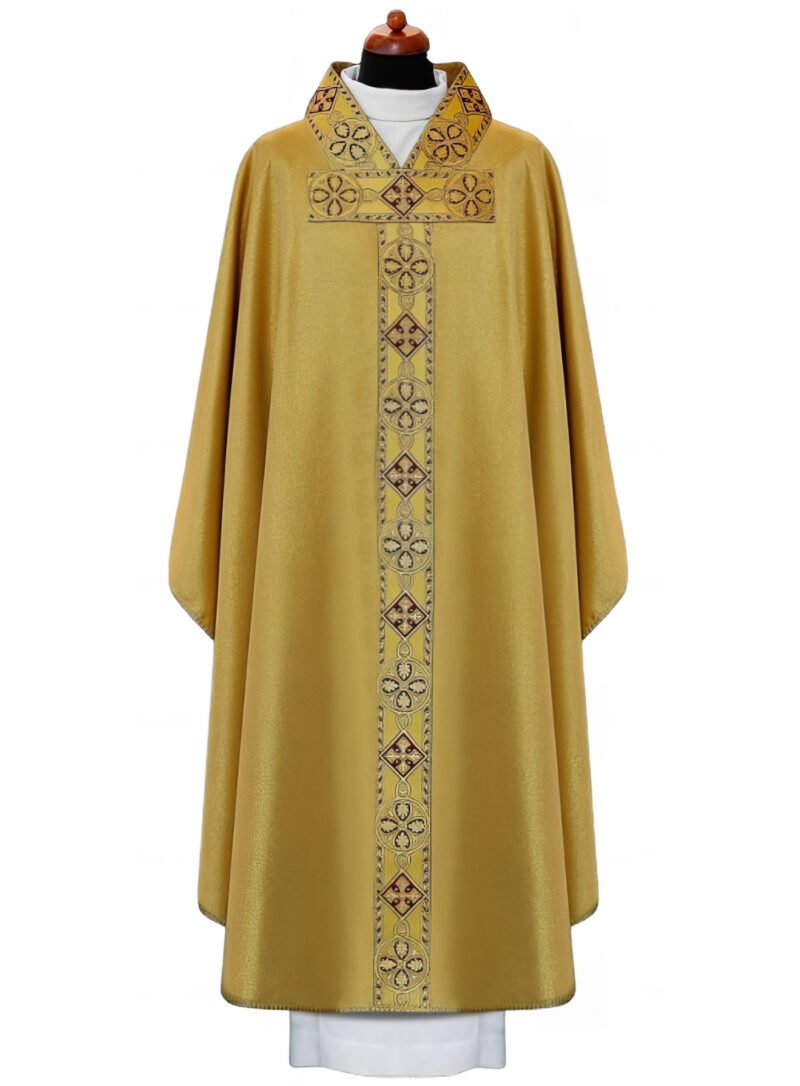 Golden Embroidered Chasuble GY09024