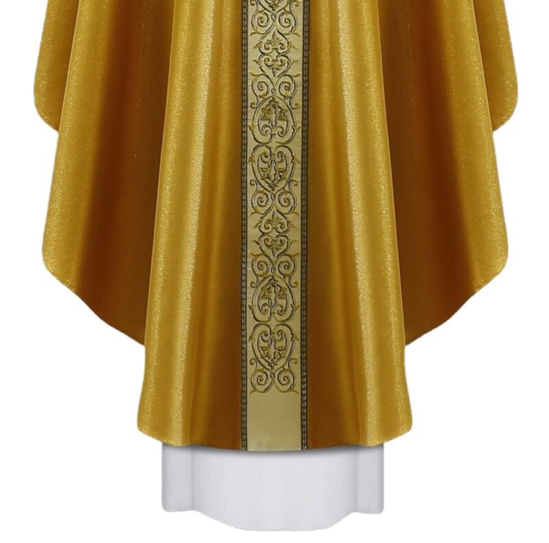Golden Embroidered Chasuble GY090322
