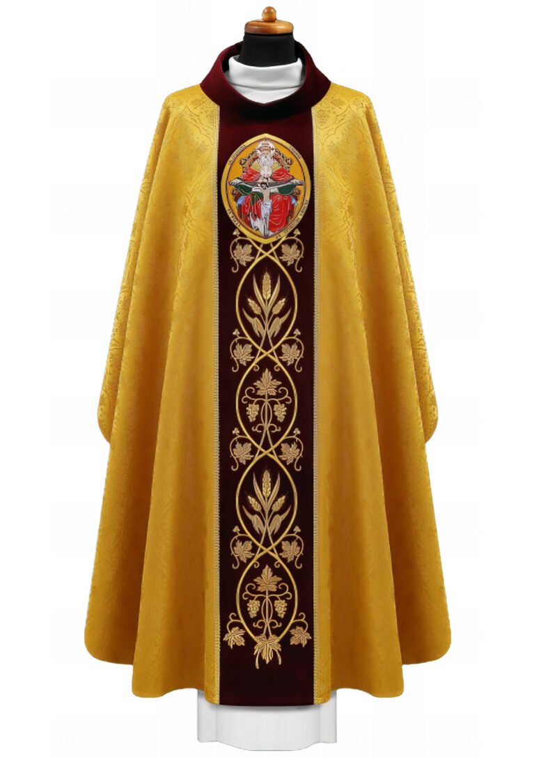 Golden Embroidered Chasuble GY09036