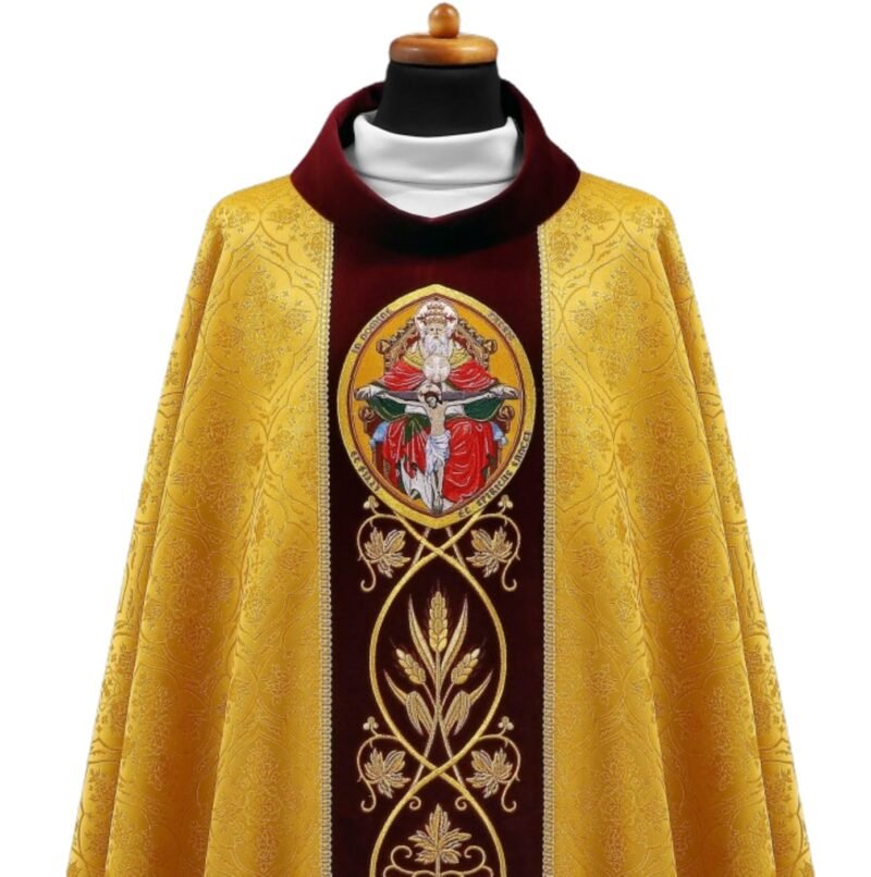 Golden Embroidered Chasuble GY090361